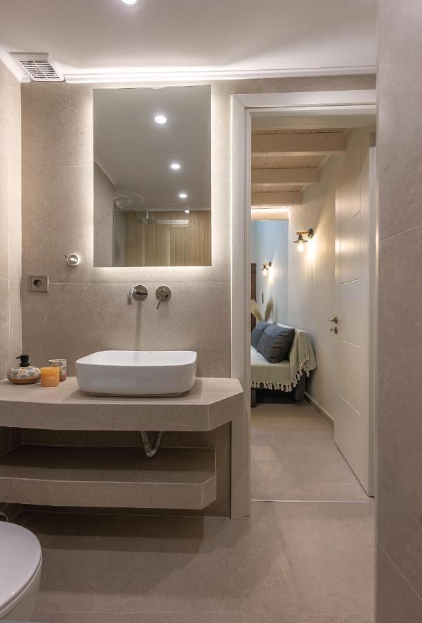 Apollo Luxury Suites Превеза Екстер'єр фото